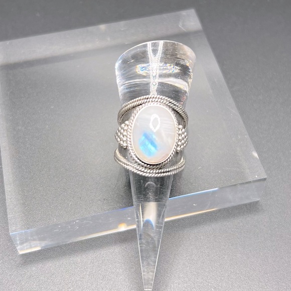 Large Artisan Crafted Stamped .925 Sterling Silver Moonstone Ring - Picture 3 of 5
